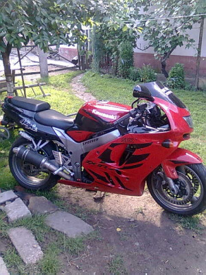 vand motocicleta kawasaki ninja foto