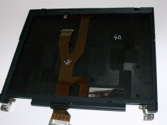 40. Carcasa display laptop IBM T23 foto