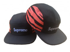 Sapca Strapback Supreme foto