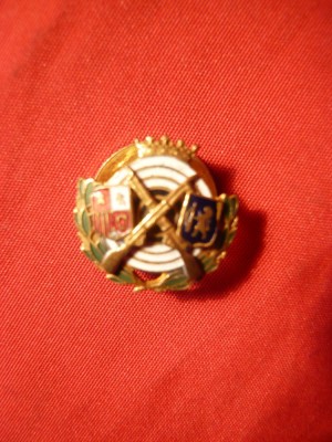 Insigna Tir cu buton ,f.veche ,d= 1,6 cm foto