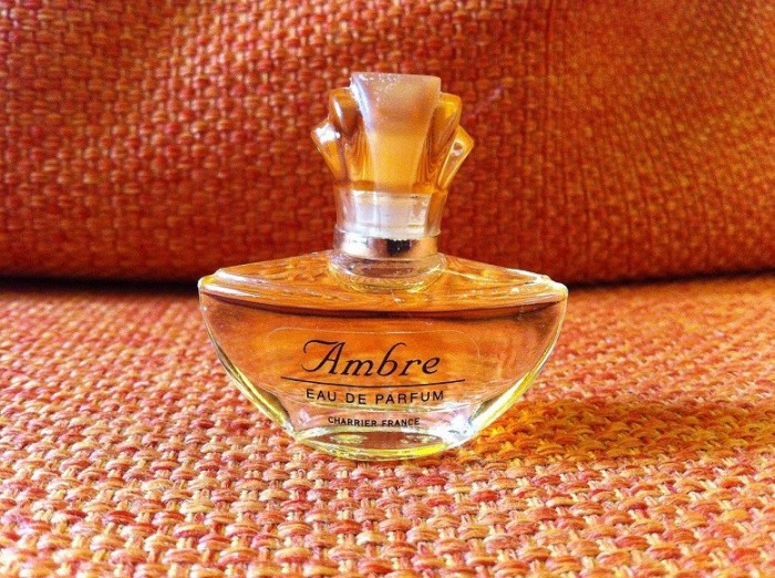 Mini Parfum Charrier - Ambre (5,2ml) Mini Parfum Charrier - Ambre (5,2ml)