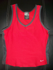 Tricou / top Nike DRY-FIT, cu plasa separata interior; marime XS,vezi dimensiuni foto