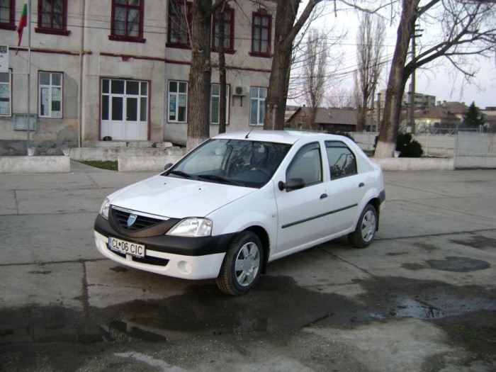 Dacia Logan foto mare Dacia Logan foto mare