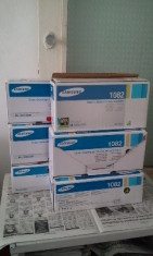 Cartus toner ORIGINAL Samsung 1082, pt ML 1640 sau ML 2240, gol, pt refilare. foto