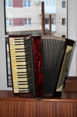 . Acordeon HOHNER Tango V 3 schimbatoare sunet, 120 basi foto