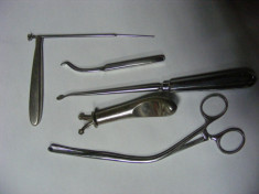 USTENSILE SI DISPOZITIVE MEDICALE VINTAGE ,VECHI SCULE STOMATOLOGIE ,CHIRURGIE,ETC. foto