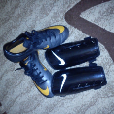 Adidasi nike mercurial + aparatori tibie nike