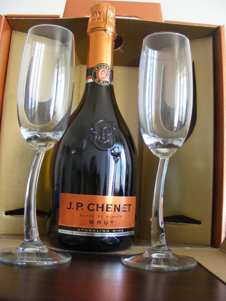Vin spumant (Sparkling) JP Chenet Blanc de Blancs Brut + 2 pahare ...