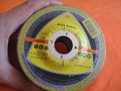 DISC ABRAZIV 115mm diametru X 6mm grosime X 22mm gaura de mijloc 1 bucata foto