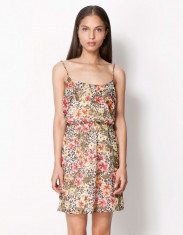 Rochie Dama Bershka cu imprimeu floral foto