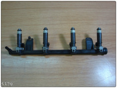 5379 - Rampa injectoare + 4 injectoare, RENAULT Clio 2 Symbol 1.4 MPI an 2008 - 7179Q00562 , 8200494284A foto