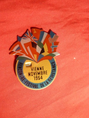Insigna Festivalul Rezistentei Viena 1954 foto
