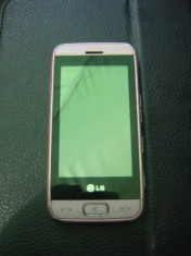 LG GT400 Viewty Smile: telefon decodat, touchscreen ,camera 5megapixeli cu stabilizator de imagine foto