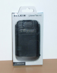 Vand / schimb Husa marca BELKIN , model Leather Tab 042 pentru iPhone 4 / 4S , noua ! foto