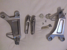 Scarita Spate completa Honda CBR600RR An 2003-2004 foto