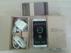 Telefon Mobil Samsung Galaxy S 4 foto