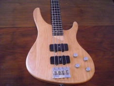 washburn xb 400 activa .nu fender yamaha warwick rickenbacker bass foto