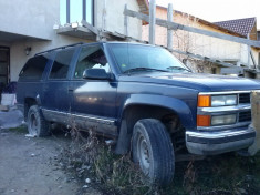 dezmembrare chevrolet suburban 2500lt foto