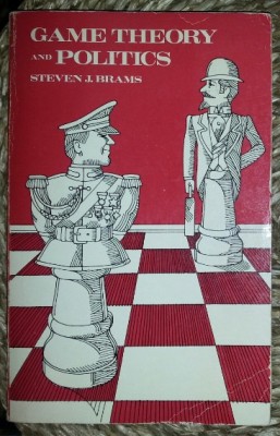 Steven Brams GAME THEORY AND POLITICS Ed. MacMillan 1975 foto