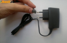 INCARCATOR LG GT 405 cu mufa microUSB foto