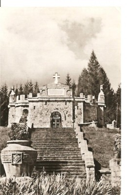 CPI (B2328) SOVEJE. MAUSOLEUL EROILOR, EDITURA MERIDIANE, CIRCULATA 1968, STAMPILE, TIMBRU foto