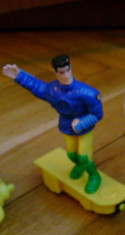 Figurina McDonalds Action Man accesorii complete functionabila skateboard ruleaza foto