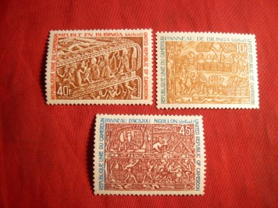 Serie - Arta Traditionala in lemn 1974 Camerun , 3 val. foto
