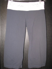 pantaloni Lululemon foto