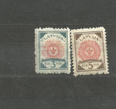 LETONIA 1918 - STEME, 2 timbre nestampilate cu sarniera, B28 foto