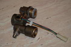 Fluxostat , senzor curgere apa centrala termica vaillant 28kw foto