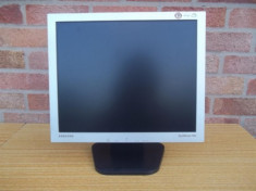 Monitor Samsung SyncMaster 170V LCD 17&amp;quot; foto