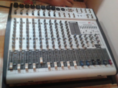 Mixer Phonic K12 + boxe Mackie foto