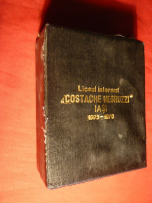 Cutia medaliei -Liceul Costache Negruzzi - Iasi 1895-1970 foto