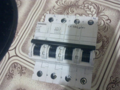 Circuit Breaker Automatic/siguranta5SJ6632-7, Siguranta automata 32A, 3 Poli + Nul , Siemens, 6kA, curba C foto