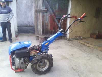 Yanmar 740 foto