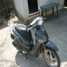 vand scuter kymco people 150cc foto