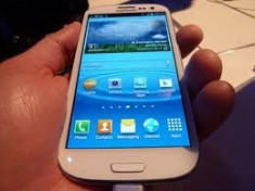 SAMSUNG GALAXY S3 NOU,0 MINUTE VORBITE!!!!!!!!CEL MAI MIC PRET DIN ROMANIA!!!TRANSPORT GRATUIT!!! foto