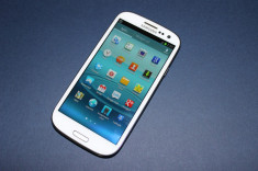 Samsung i9300 Galaxy S III 1399 RON S3 foto