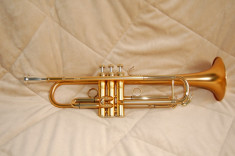 Vand trompeta ATAIR VDHM by Kuhnl. foto