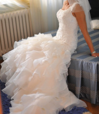 Rochie de mireasa Allure Bridals model 2408 foto