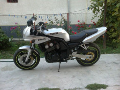 Vand Yamaha FZ 400cc foto