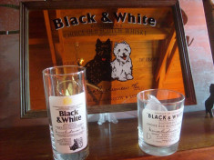 Set vintage pentru scotch whisky Black &amp;amp;amp; White, pahar lung, pahar normal, tablou oglinda promovare, TC room foto