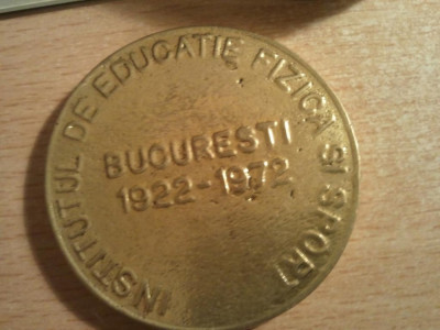 Medalie Institutul de Educatie Fizica si Sport Bucuresti 1922-1972 foto