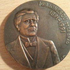 Medalie Ion Ionescu de la Brad 1891-1970, 110 grame + taxele postale gratis = 100 roni