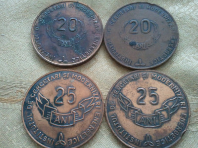 Lot 4 medalii Institutul de cercetari si modernizari energetice 244 grame + taxele postale 6 roni = 250 roni foto