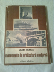 MONUMENTE DE ARHITECTURA MODERNA ~ JEAN MONDA foto