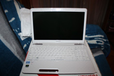 Vand laptop Toshiba Satellite L755-1N6 nou in cutie foto