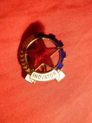 Insigna titlul INOVATOR RPR- anii &amp;#039;50 foto