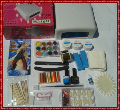 KIT MANICHIURA,UNGHII FALSE,LAMPA UV 36W,PILA ELECTRICA,GELURI UV,TOPCOAT,PRIMER,VOPSEA ACRYL,DEGRESANT,TIPSURI,FIMO,SABLOANE ,SCLIPICI,PENSULE foto