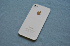 Capac Baterie iPhone 4 original alb **Montaj GRATUIT** foto